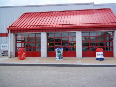 exterior retail store painter in southern new hampshire