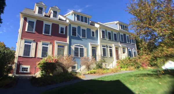 exterior condo painting silver brook commons Hartford, VT