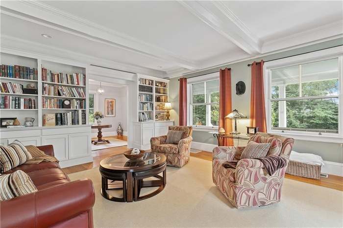 Open Concept Living Room Preview Image 4