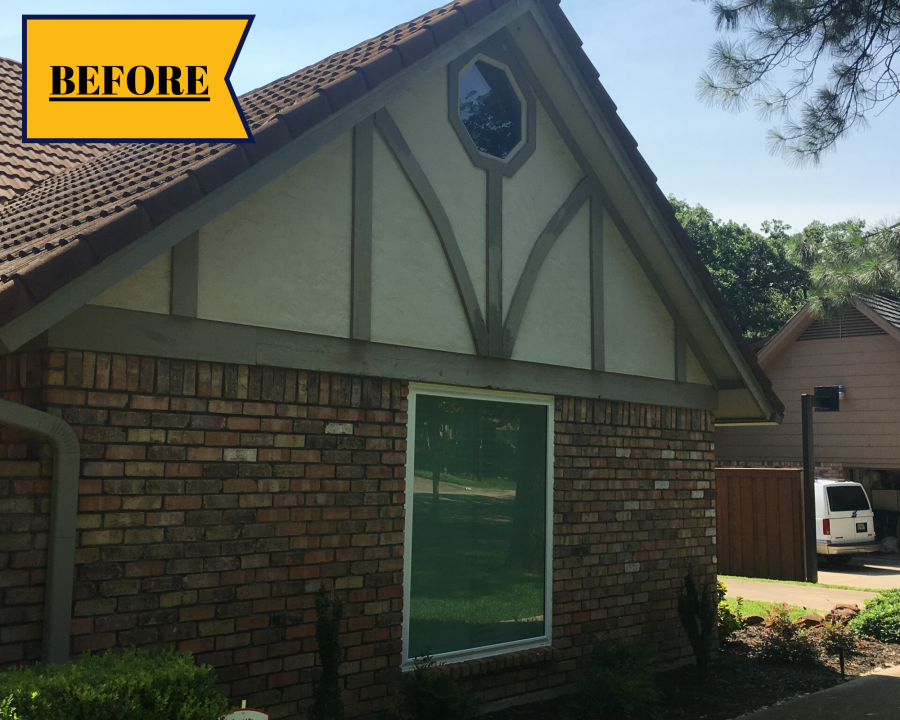 outdated siding on home in colleyville Preview Image 1