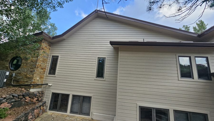 Backside of Home Preview Image 5