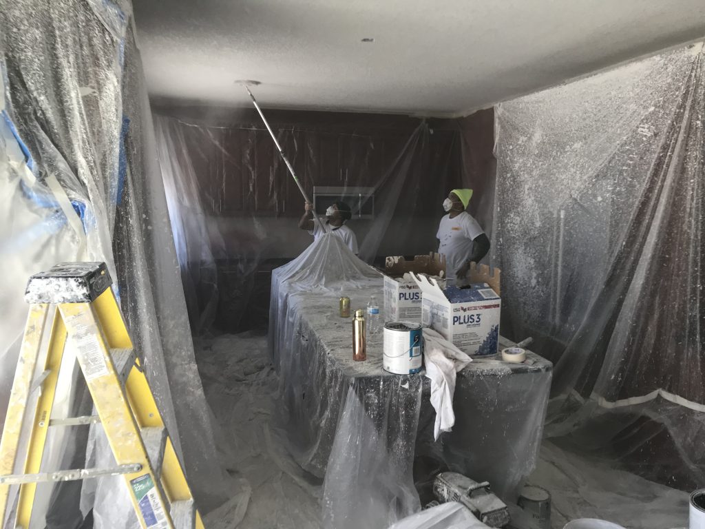 Do You Remove Popcorn Ceilings? Before