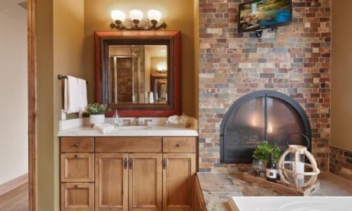 Master Bathroom Before