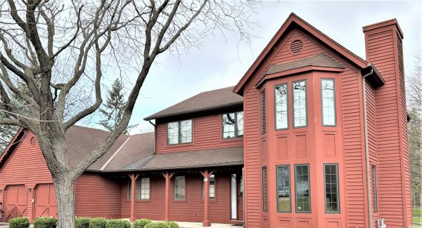 What Color Should This House Be?