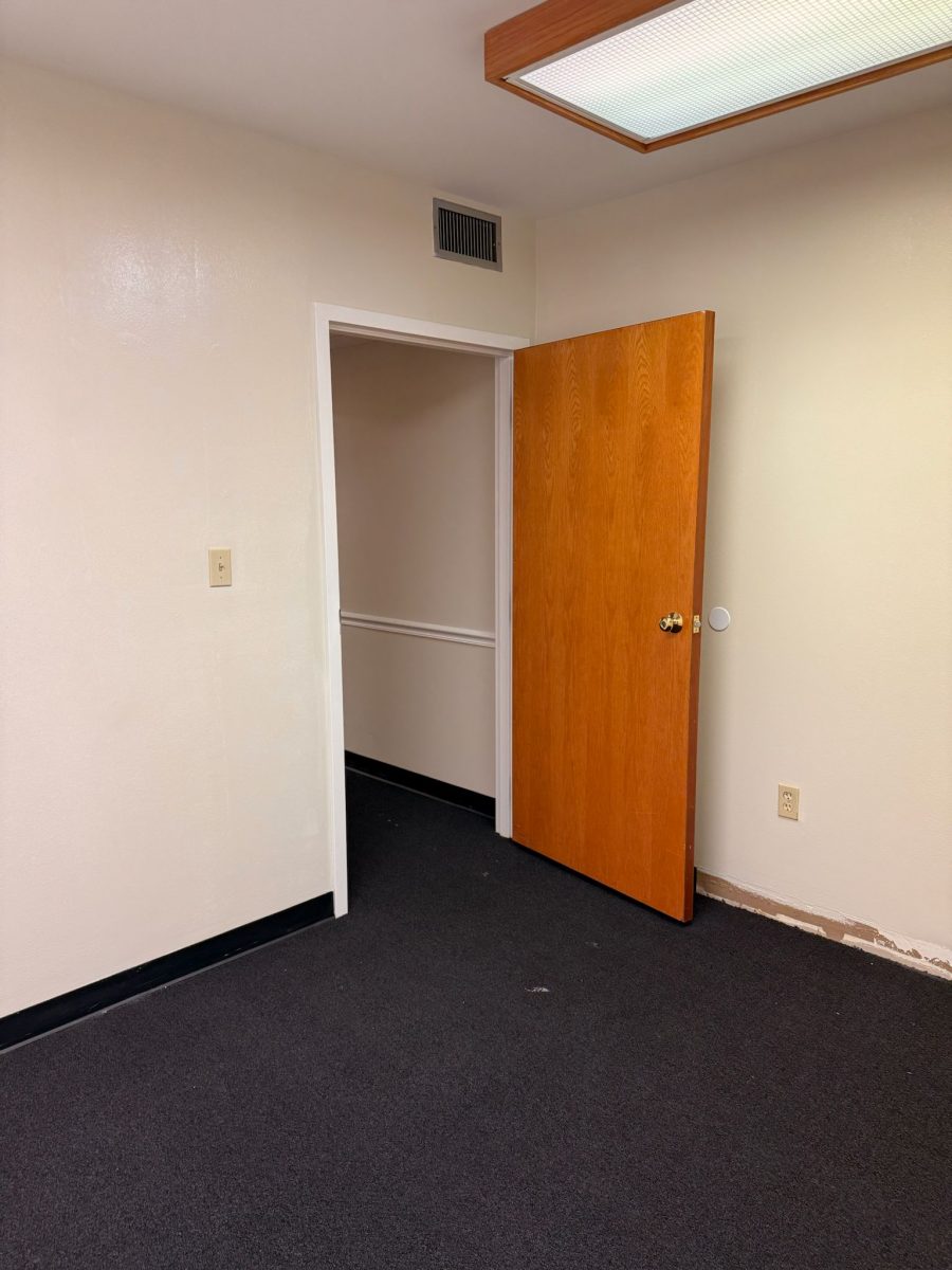 repainted office interior Preview Image 2