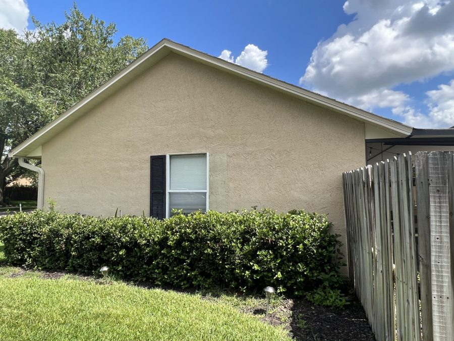 side of house before painting in lake mary Preview Image 2
