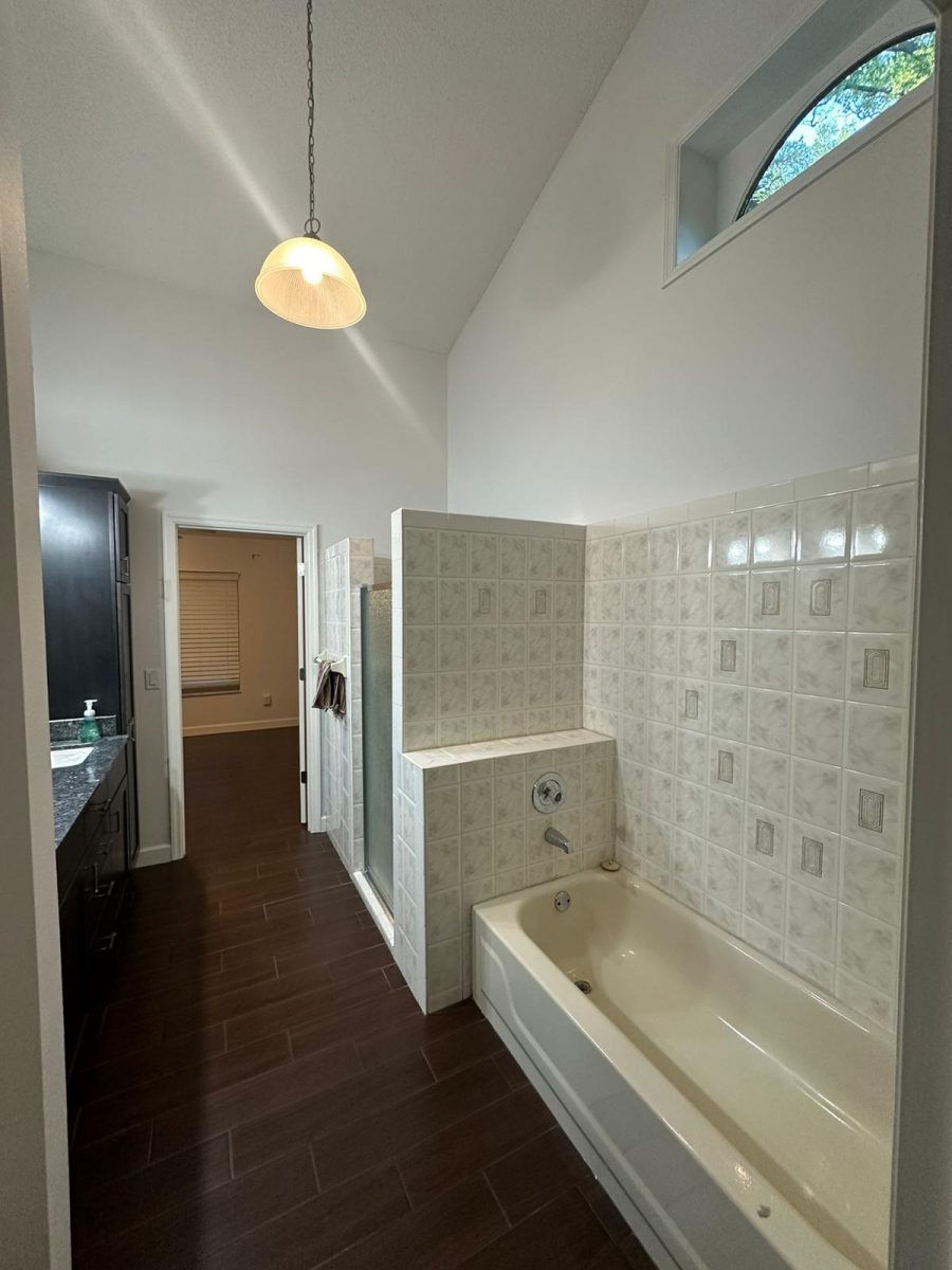 Longwood home make over bathroom image Preview Image 6