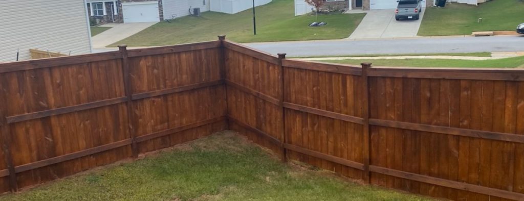 Fence Staining in Lyman