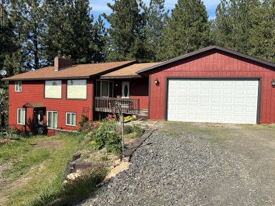 Exterior housepainting in Mica, WA