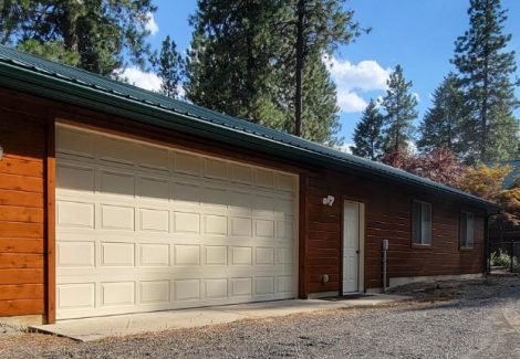 Exterior painting in Chattaroy, WA