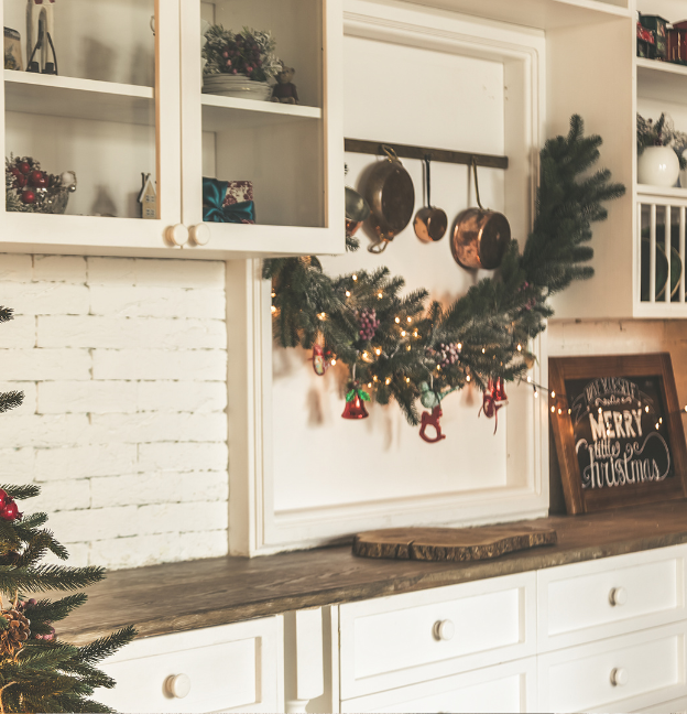 holiday decor in kitchen