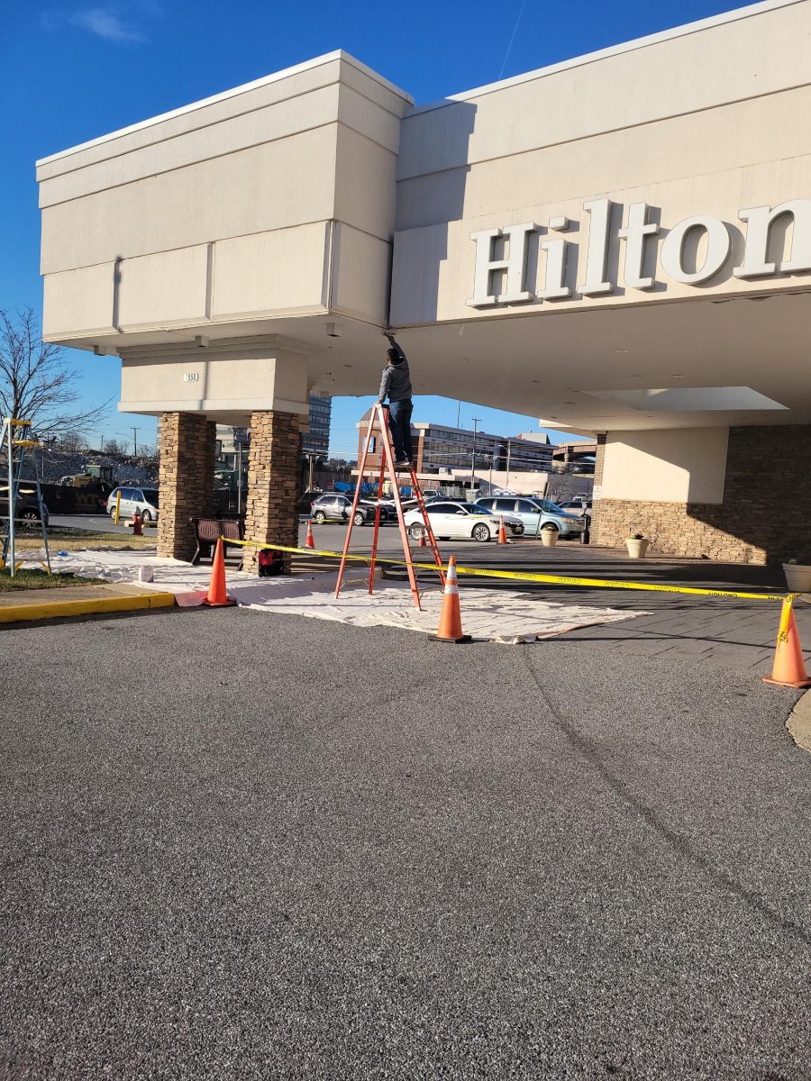 paint and repairs exterior of hilton hotel Preview Image 1