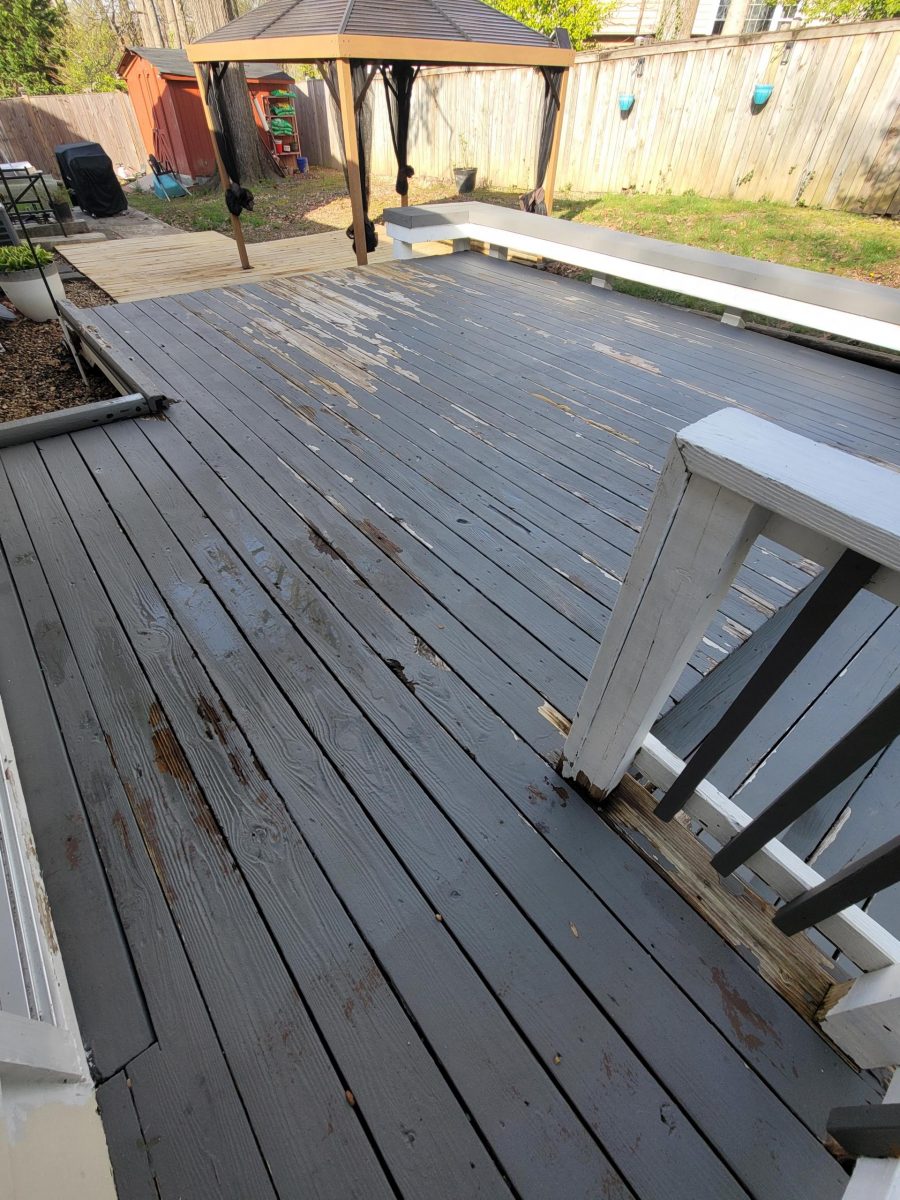 chipped wood Preview Image 8