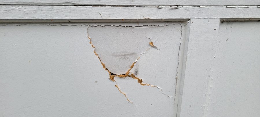 garage door damage Preview Image 4