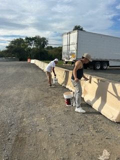 painting jersey barrier Preview Image 1
