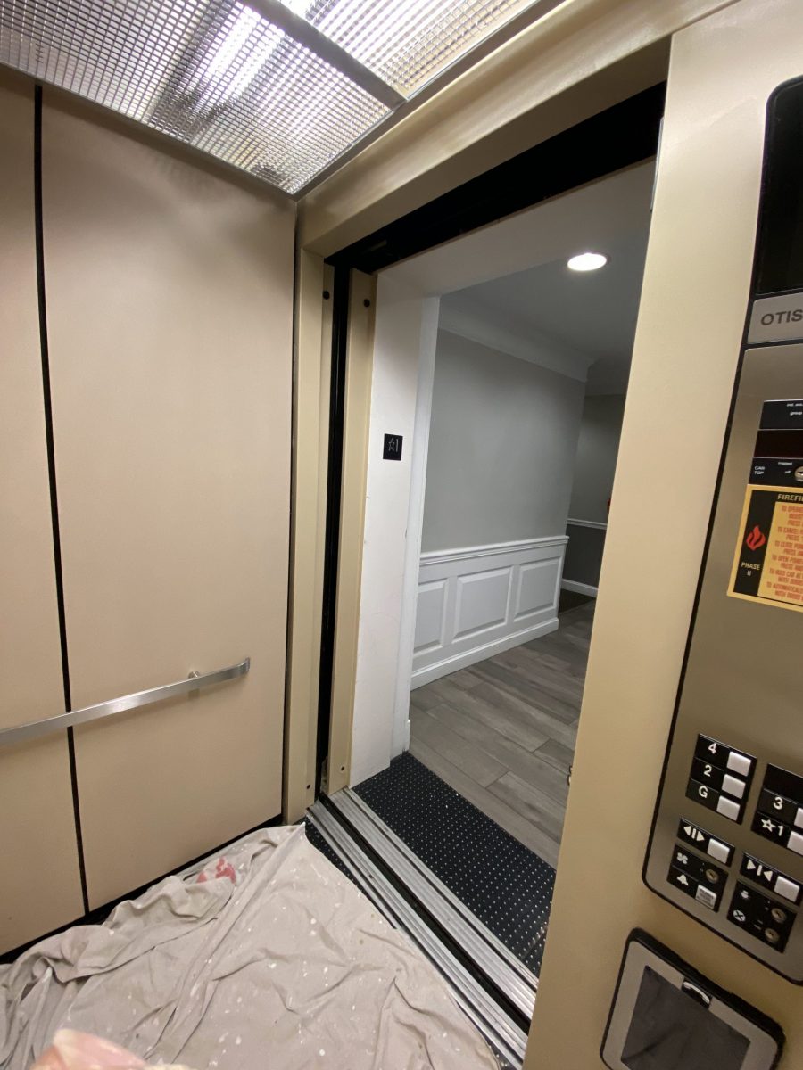 beige painted elevator interior Preview Image 3
