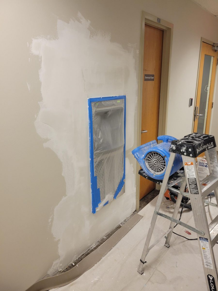 drinking fountain Preview Image 1