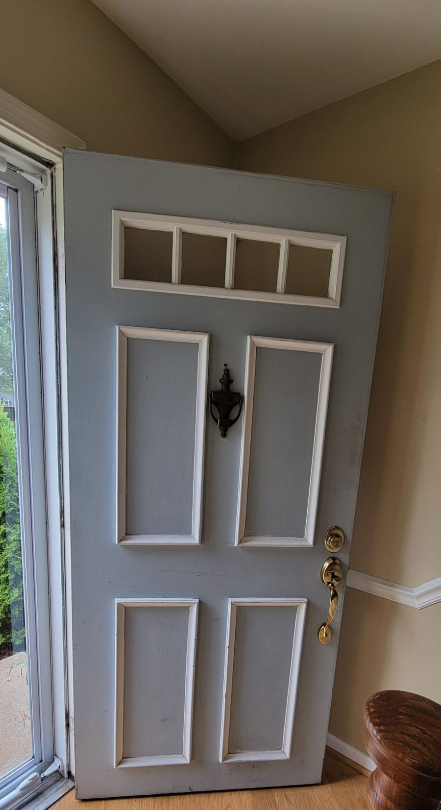 front door with scuffed paint Preview Image 10