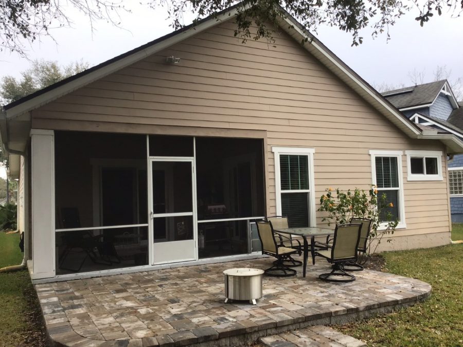 porch exterior before paint job Preview Image 13