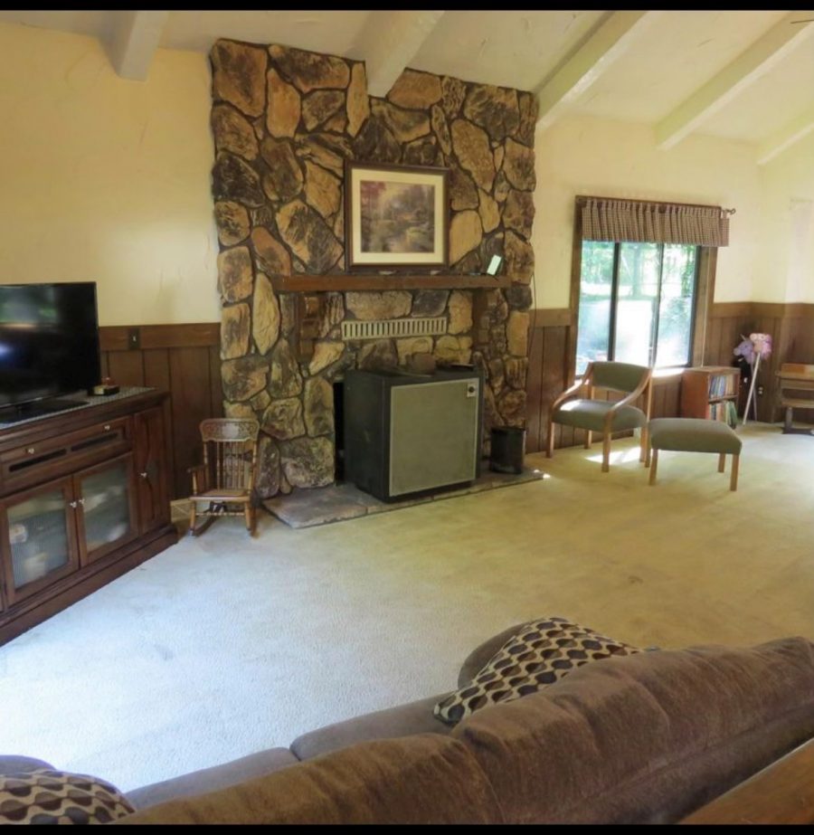 living room before paint job Preview Image 7