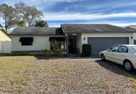 Clearwater exterior painting before photo