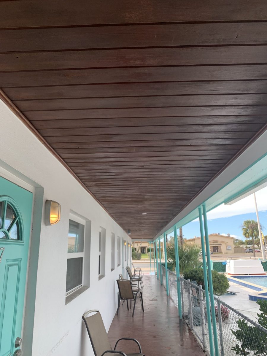 St. Pete Beach Motel Before Photo Preview Image 10