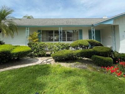 Pinellas Point exterior painting project front of house view