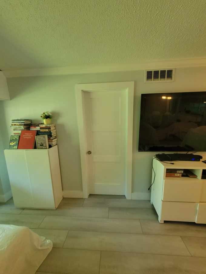 Tierra Verde Condo front door Preview Image 3