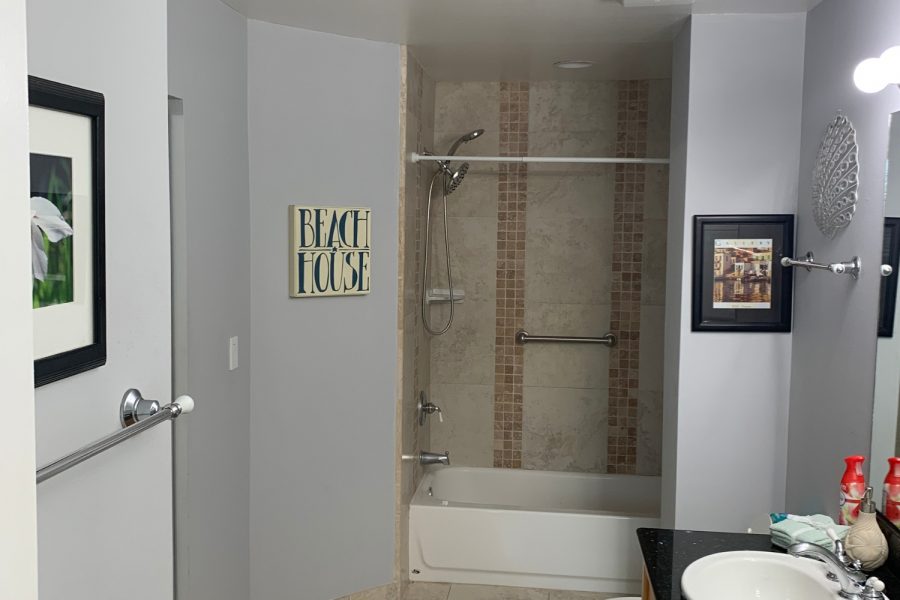 Tierra Verde Condo Interior Photos Bathroom Preview Image 1