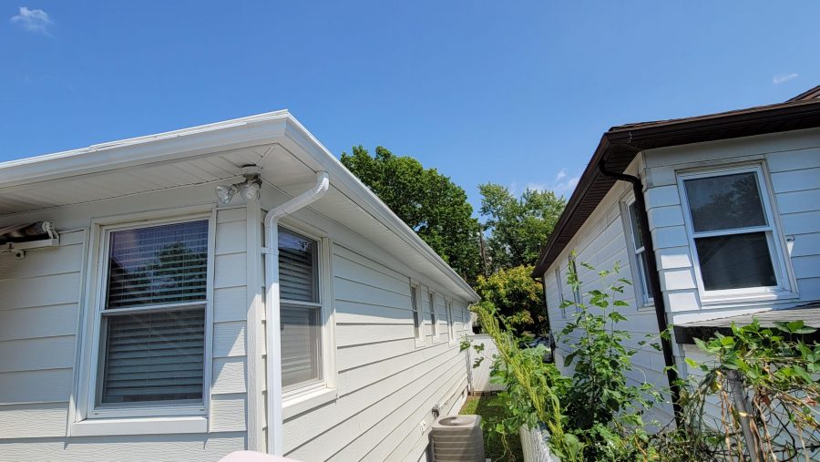 Alumnium Siding Painting Preview Image 1