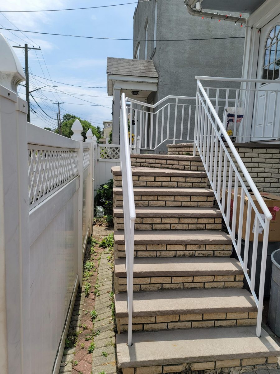 Professional wrought iron railing painting Preview Image 2