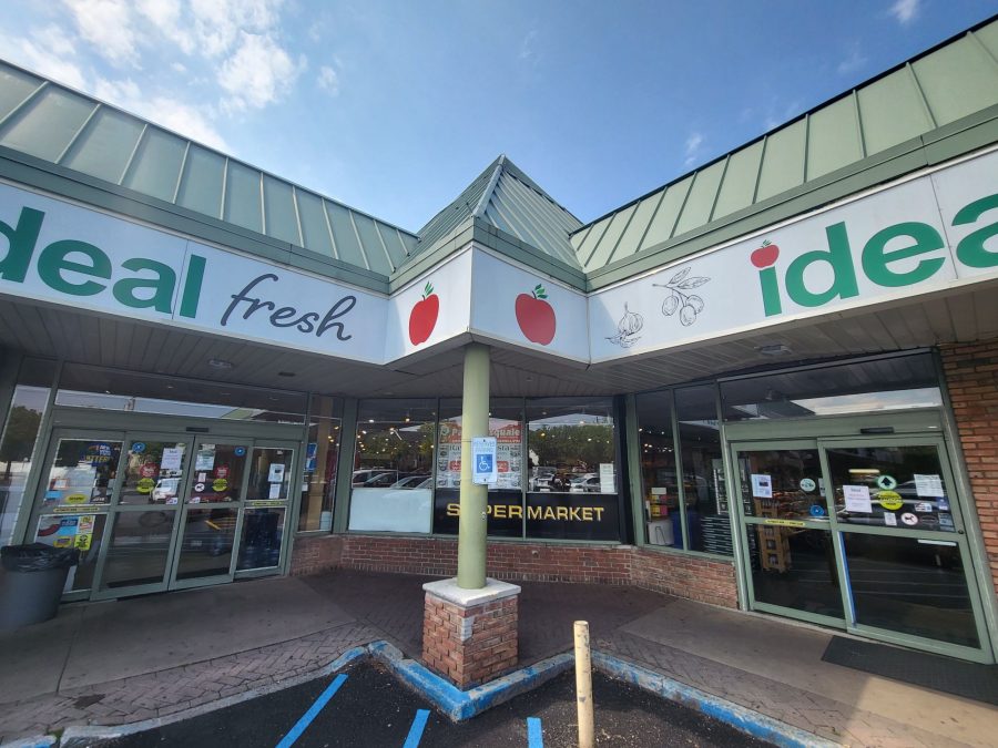 Staten Island Retail Center Before Painting Services Preview Image 5