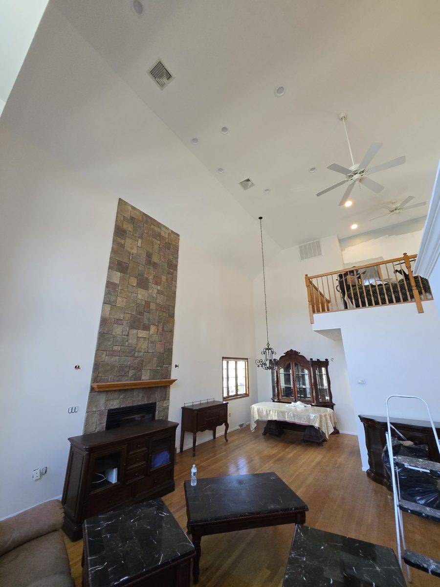 White Living Room Painting Preview Image 3