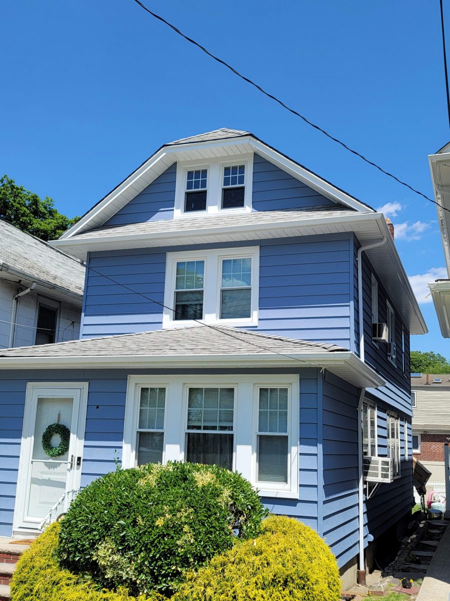 Professional residential exterior painting Preview Image 1