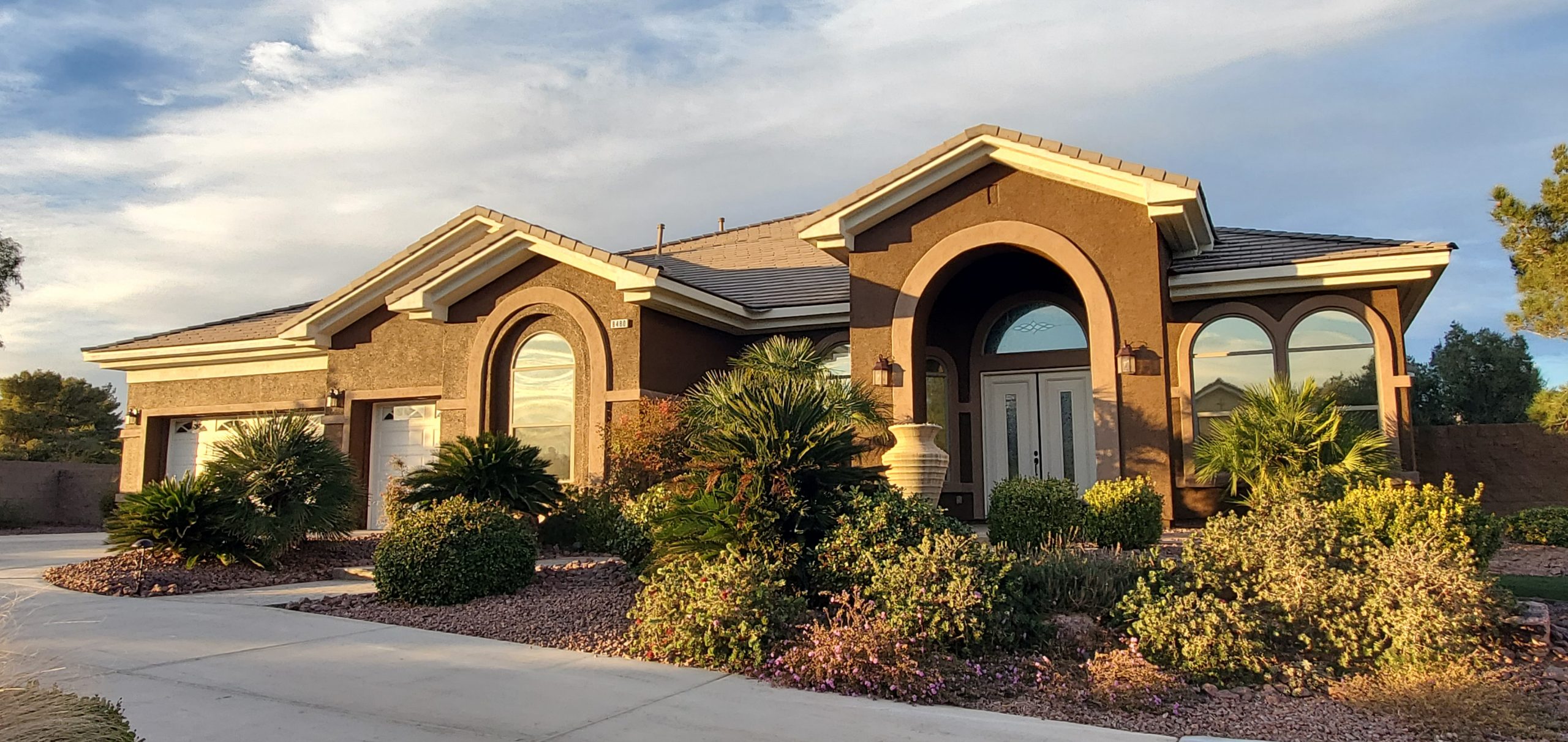 Stucco luxury home in Summerlin 