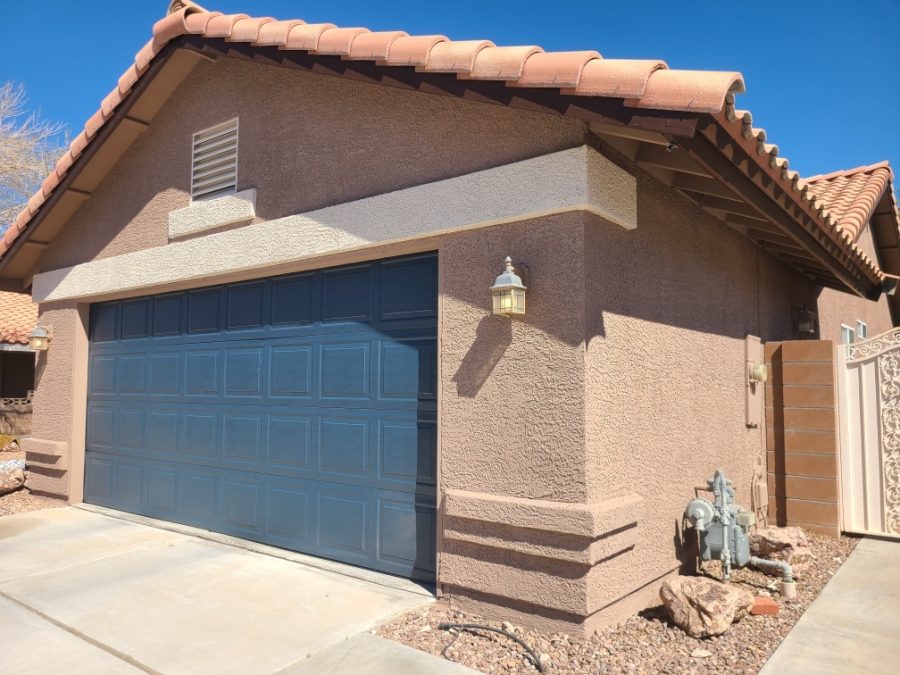 garage door painting Preview Image 2