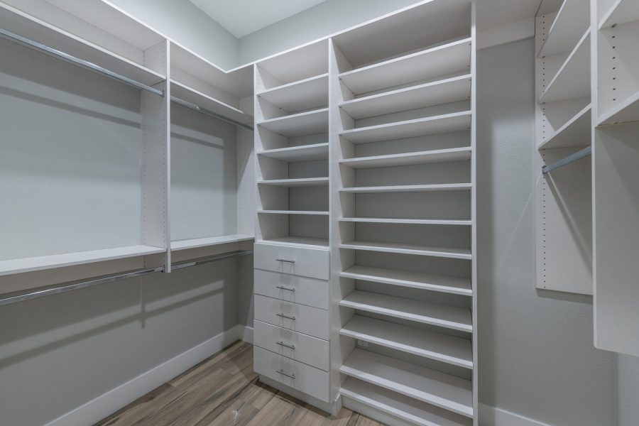 Closet Painting Preview Image 16