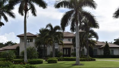 Bonita Springs – Exterior