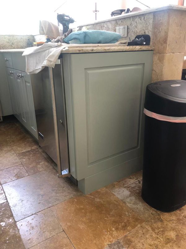 Cabinet Painting Preview Image 2