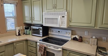 Residential Kitchen Cabinet Painting