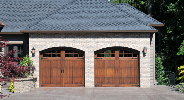 5 GARAGE PAINT IDEAS TO BRING OUT YOUR HOME’S BEST LOOK
