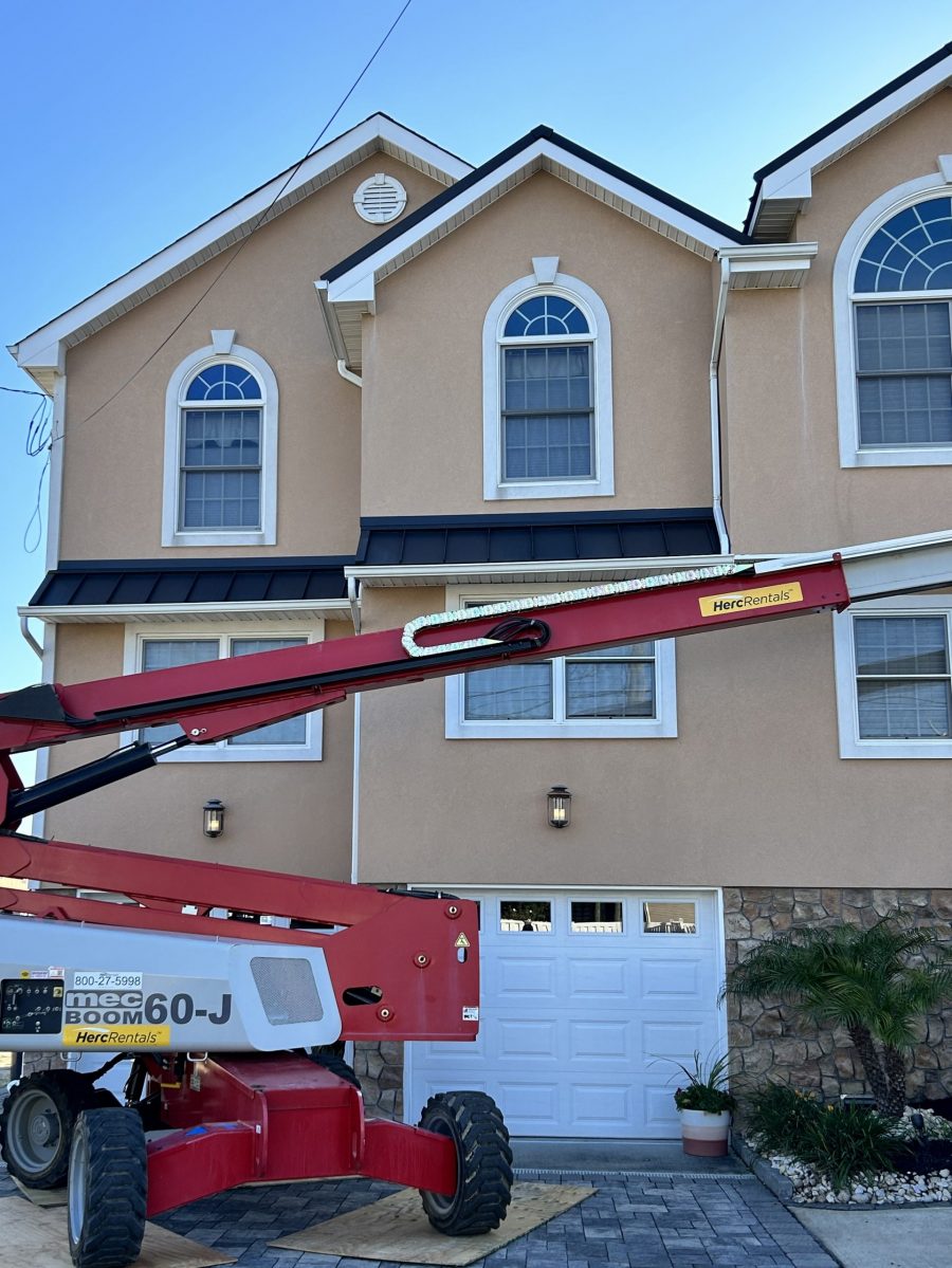 exterior trim painting Preview Image 2