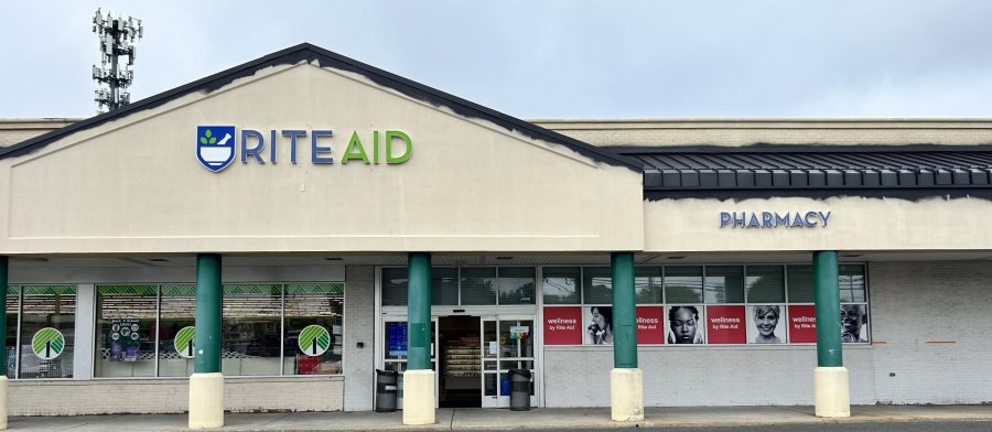 strip mall exterior painting Preview Image 1