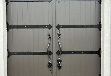 Bacchus Winery Front Door Painting