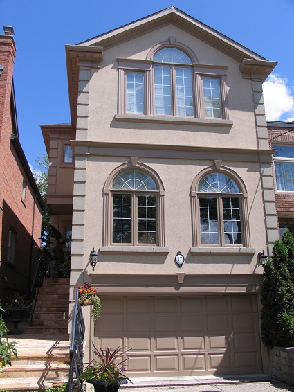 Exterior house painting by CertaPro painters in Bedford Park/North Toronto