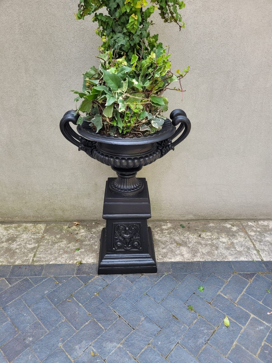 planter painting Preview Image 1