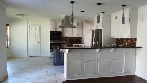 white kitchen cabinets