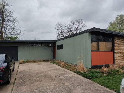 Midtown Tulsa Exterior Repaint with Evergreen Fog & Iron Ore