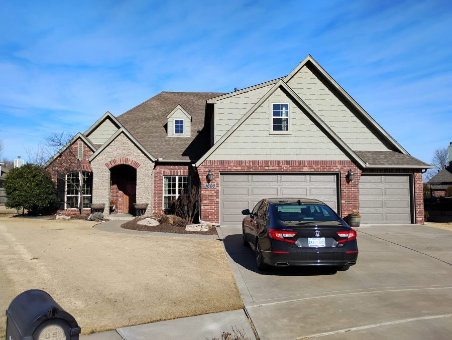 Broken Arrow residential exterior repaint Preview Image 1