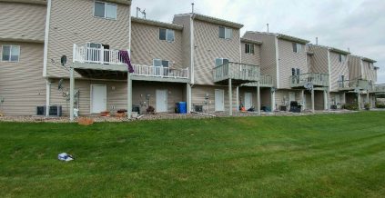 Exterior Townhome Painting